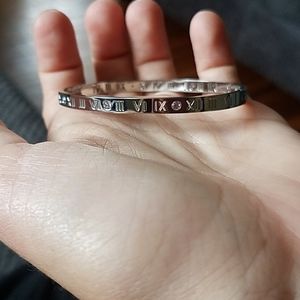 Princes boutique roman numerals bangle